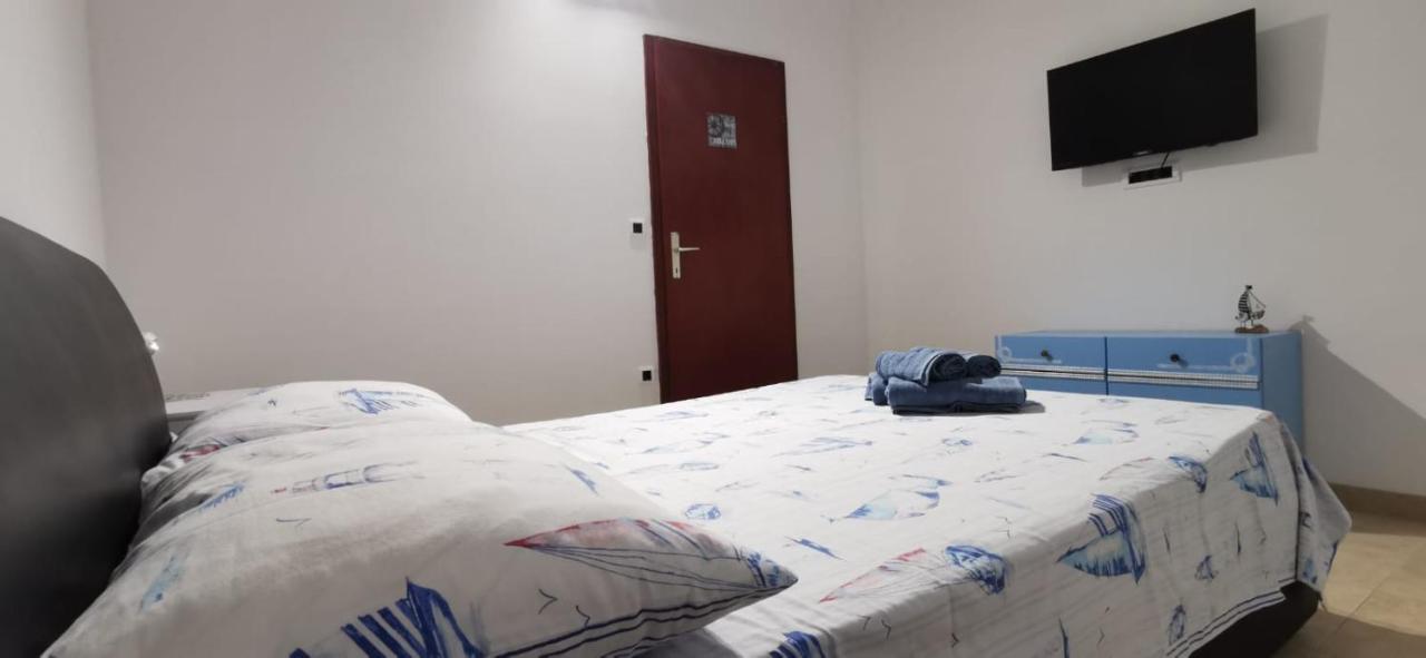 Apartments K&D Pula Ngoại thất bức ảnh
