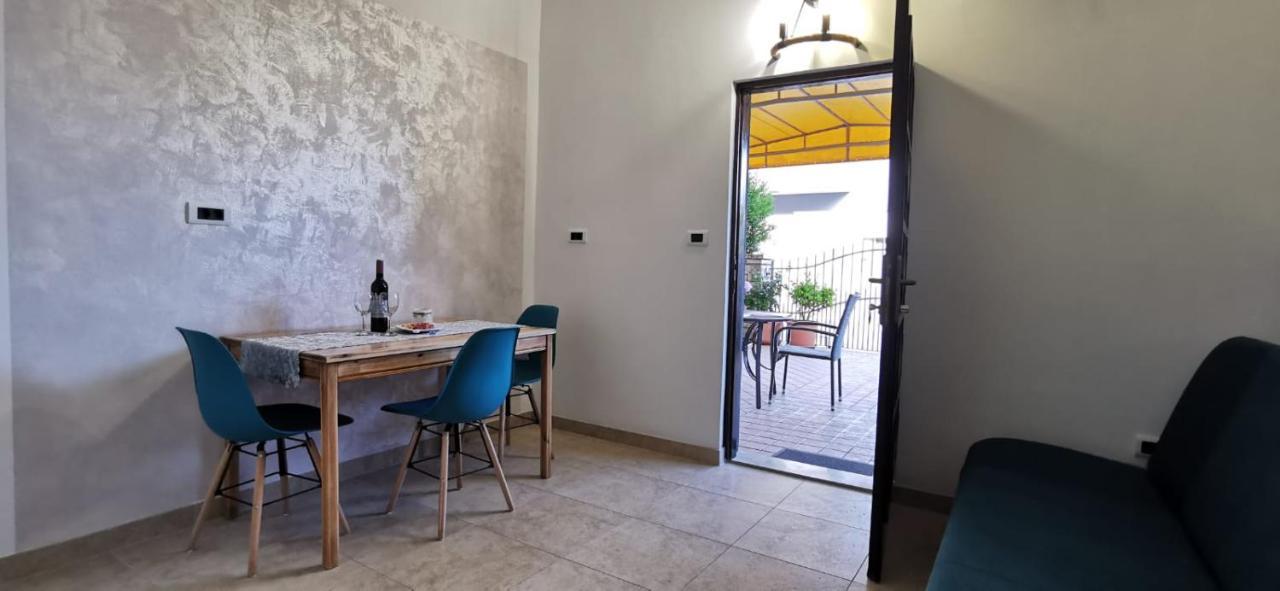 Apartments K&D Pula Ngoại thất bức ảnh